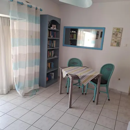 Bougainvillea Apartment